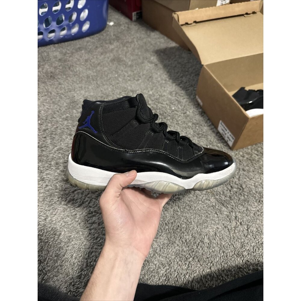 Jordan 11 Space Jam 2016 Size 8